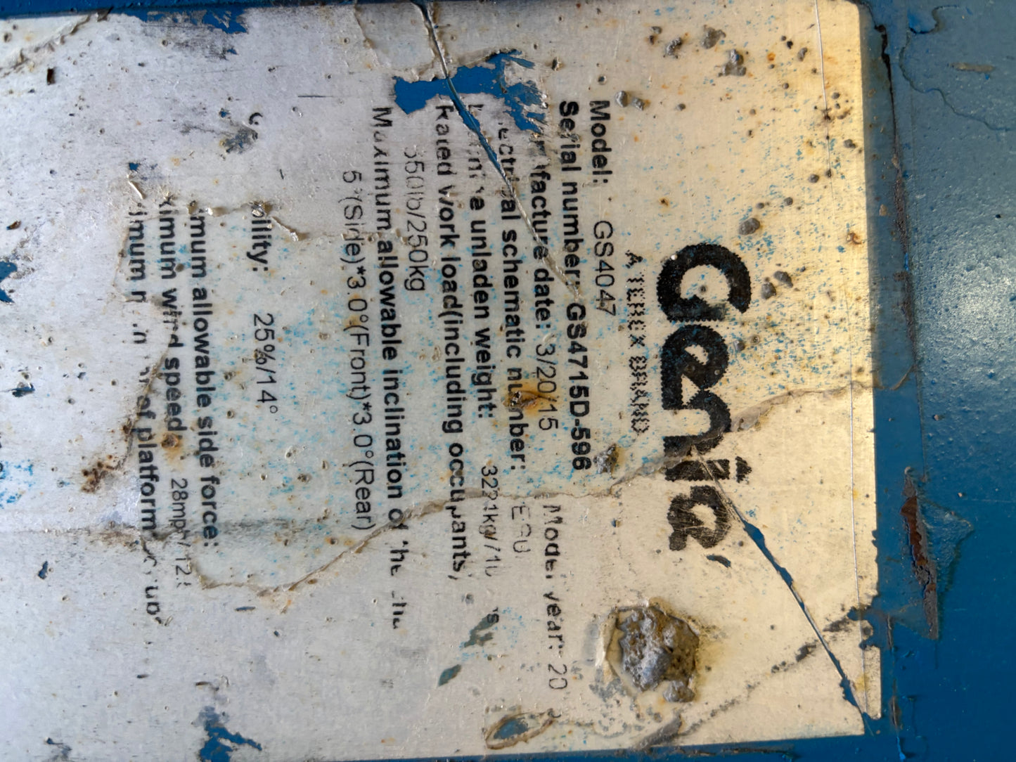 40' 2015 Genie GS 4047 (40') -2 Yr Warranty- Scissor Lift (Id.D596e)