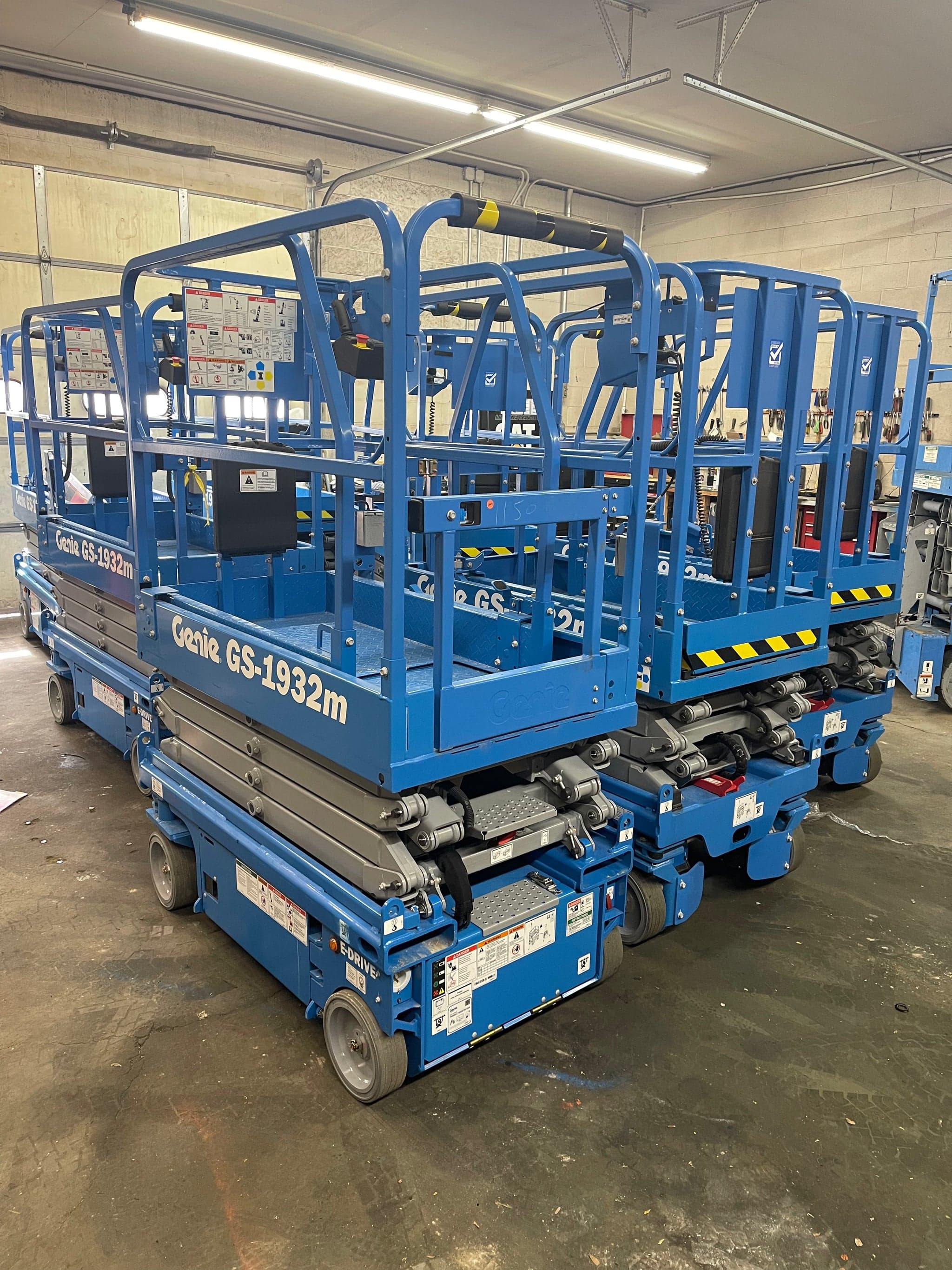 Versi Rentals – 2027 New Genie GS 1932m 19' Scissorlifts – equipment for sale