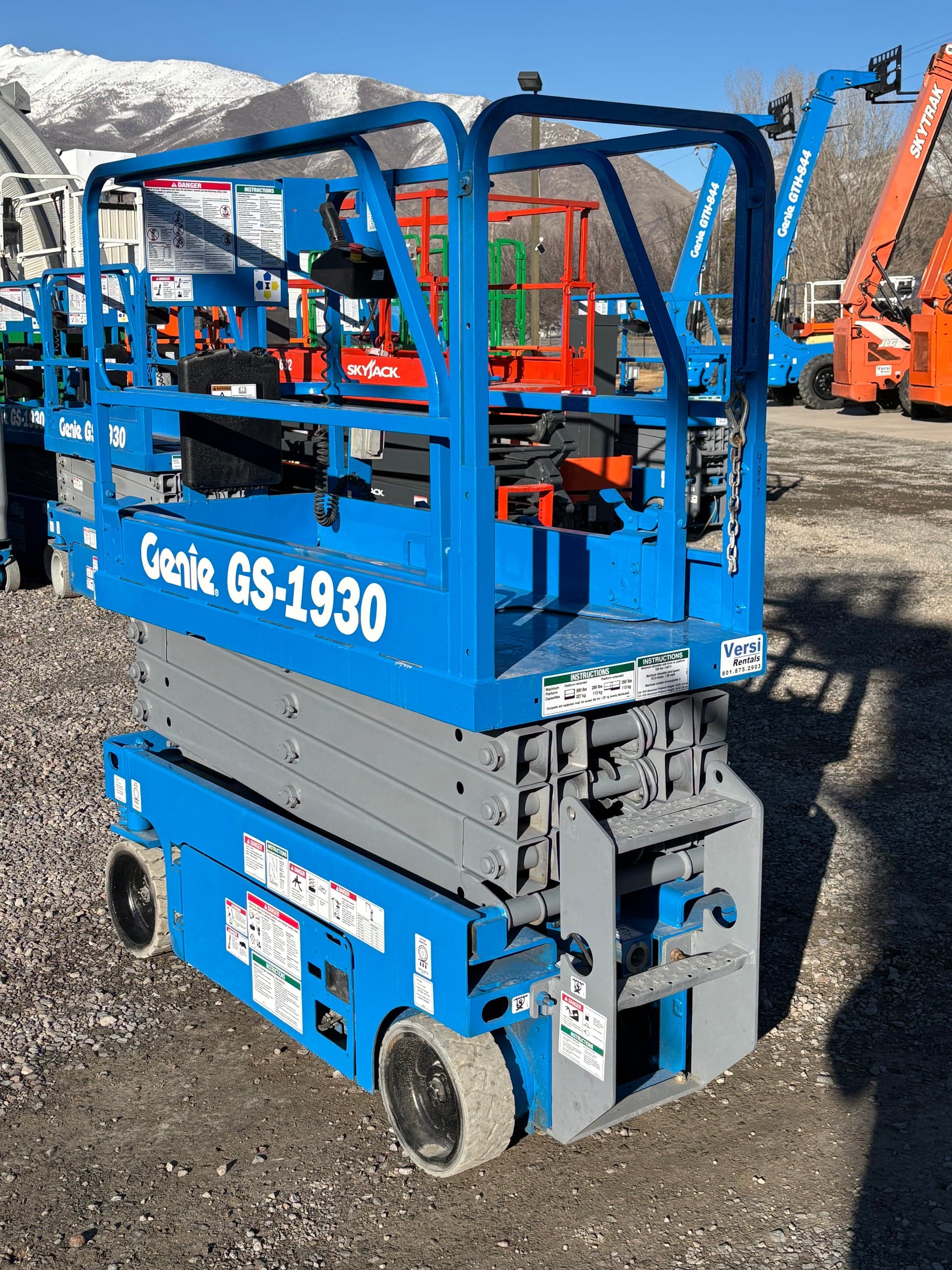 Versi Rentals – 2016 Genie GS-1930 Scissor Lift | 439 Hours | 2-Year Warranty Included | ID4847 – equipment for sale – photo 5