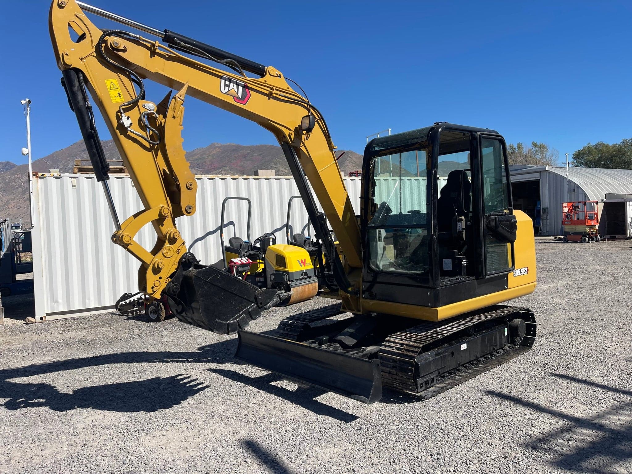 2017 Cat 305.5 Mini Excavator | 840 Hrs | 1-Yr Warranty | ID 2188