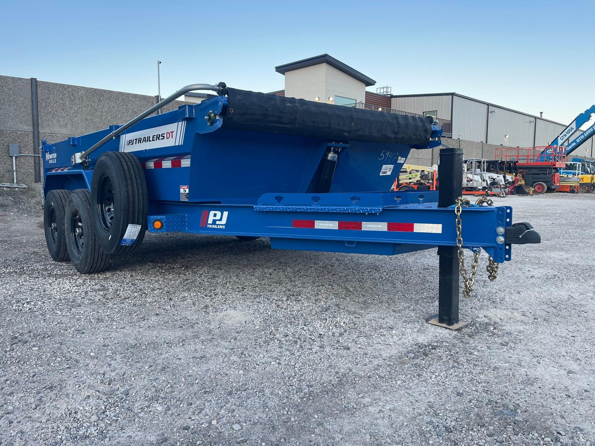 Versi Rentals – 14,000 lb 7' × 14' Dump Trailer Rental – 9,500 lb Payload – equipment for sale – photo 7