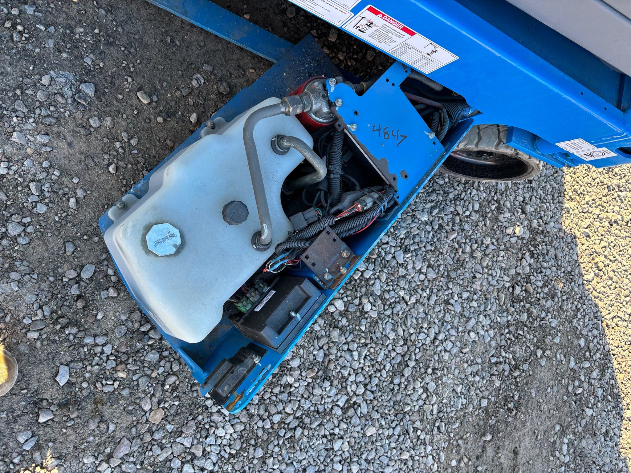 Versi Rentals – 2016 Genie GS-1930 Scissor Lift | 439 Hours | 2-Year Warranty Included | ID4847 – equipment for sale – photo 14