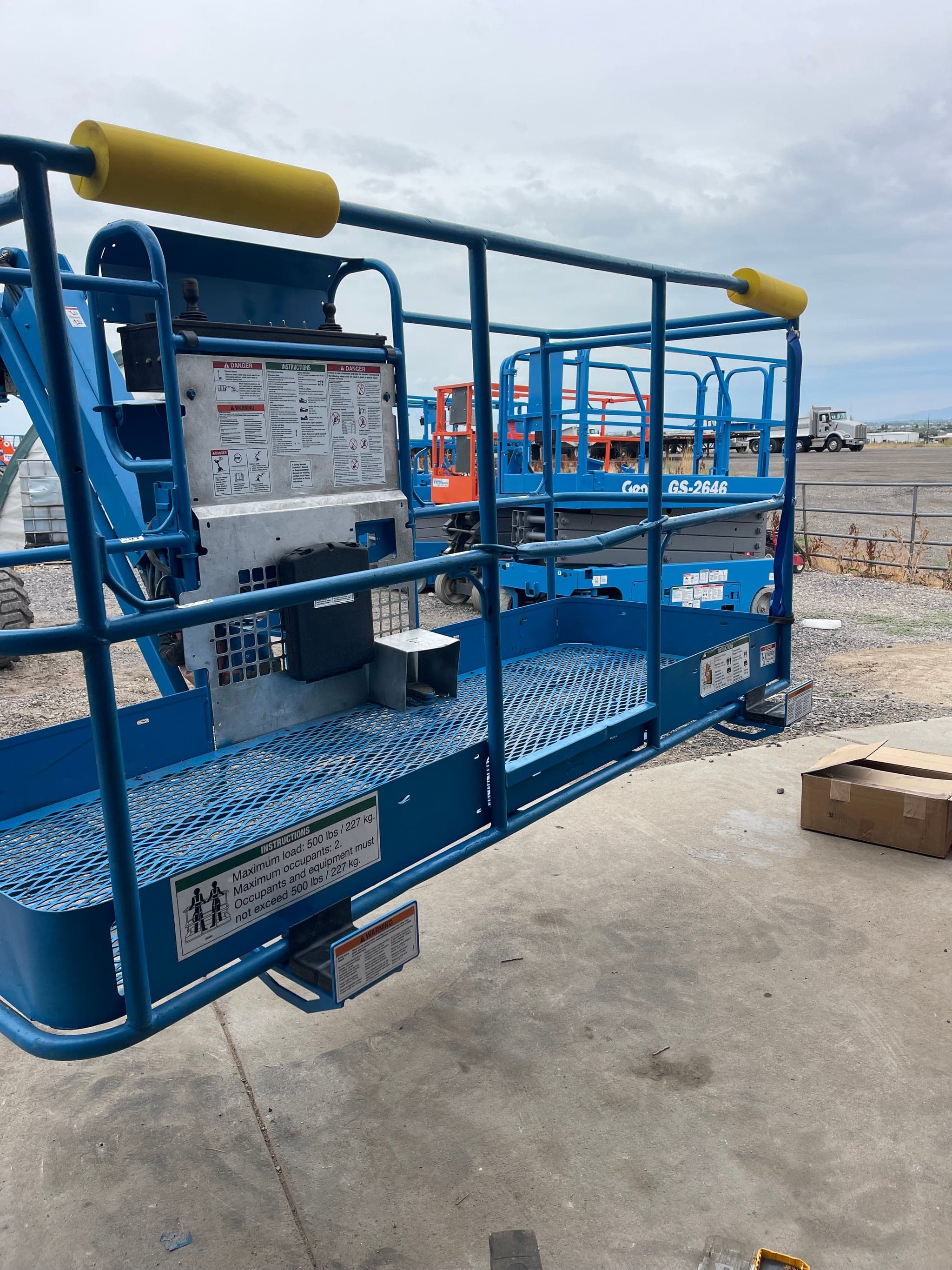 Versi Rentals – Boomlift Glazier Kit – rental equipment