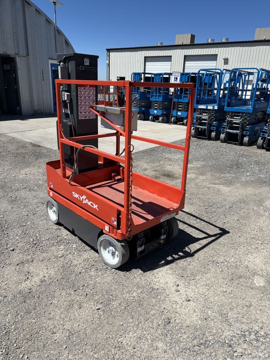 2019 Skyjack SJ16 (16') Scissorlift *2 yr Year Warranty* (Hrs. 132) (id.6970) (copy)