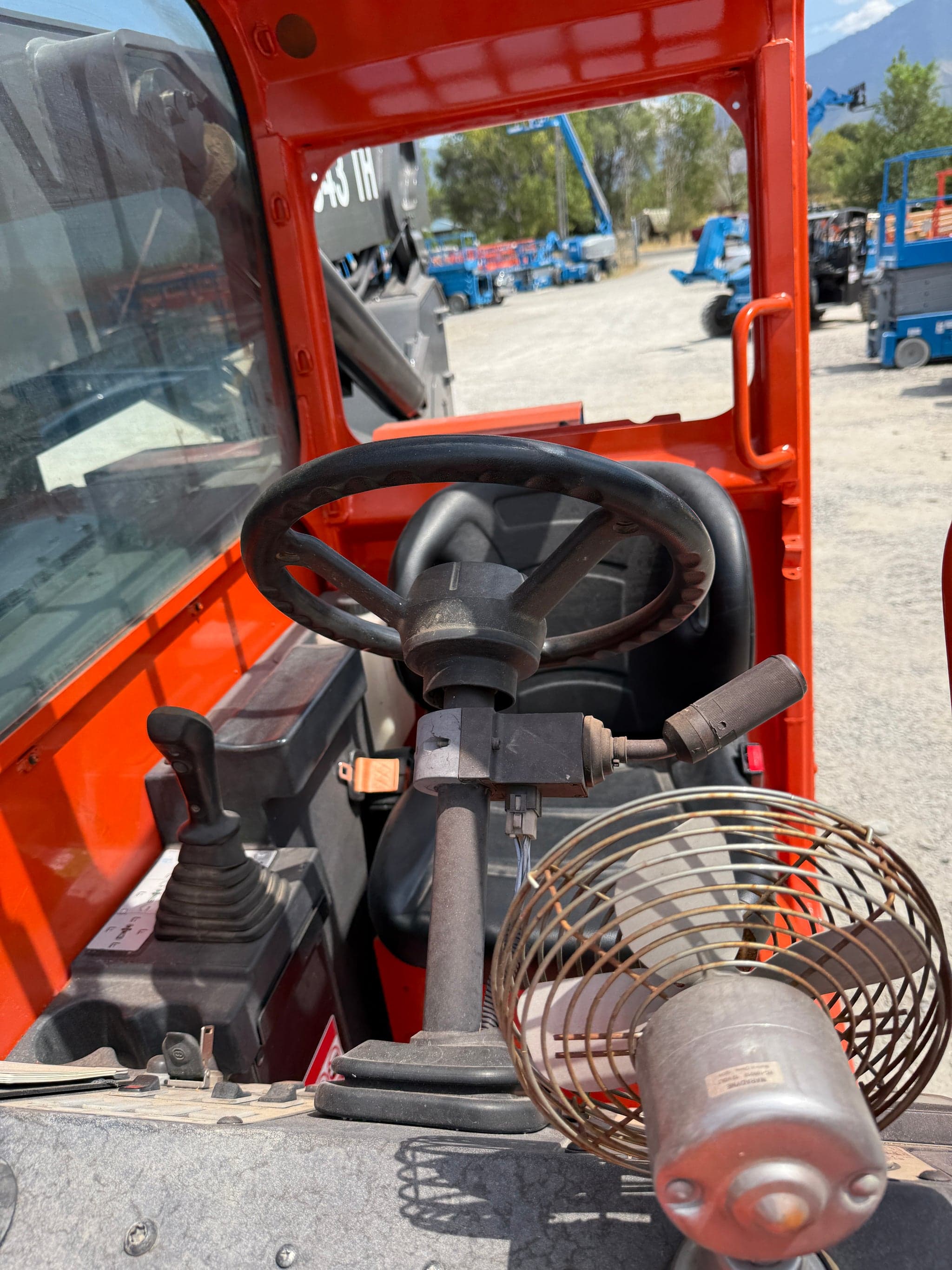 Versi Rentals – 2017 Skyjack SJ 843TH Telehandler/Forklift | 2,354 Hours | 1- Year Warranty – equipment for sale – photo 8