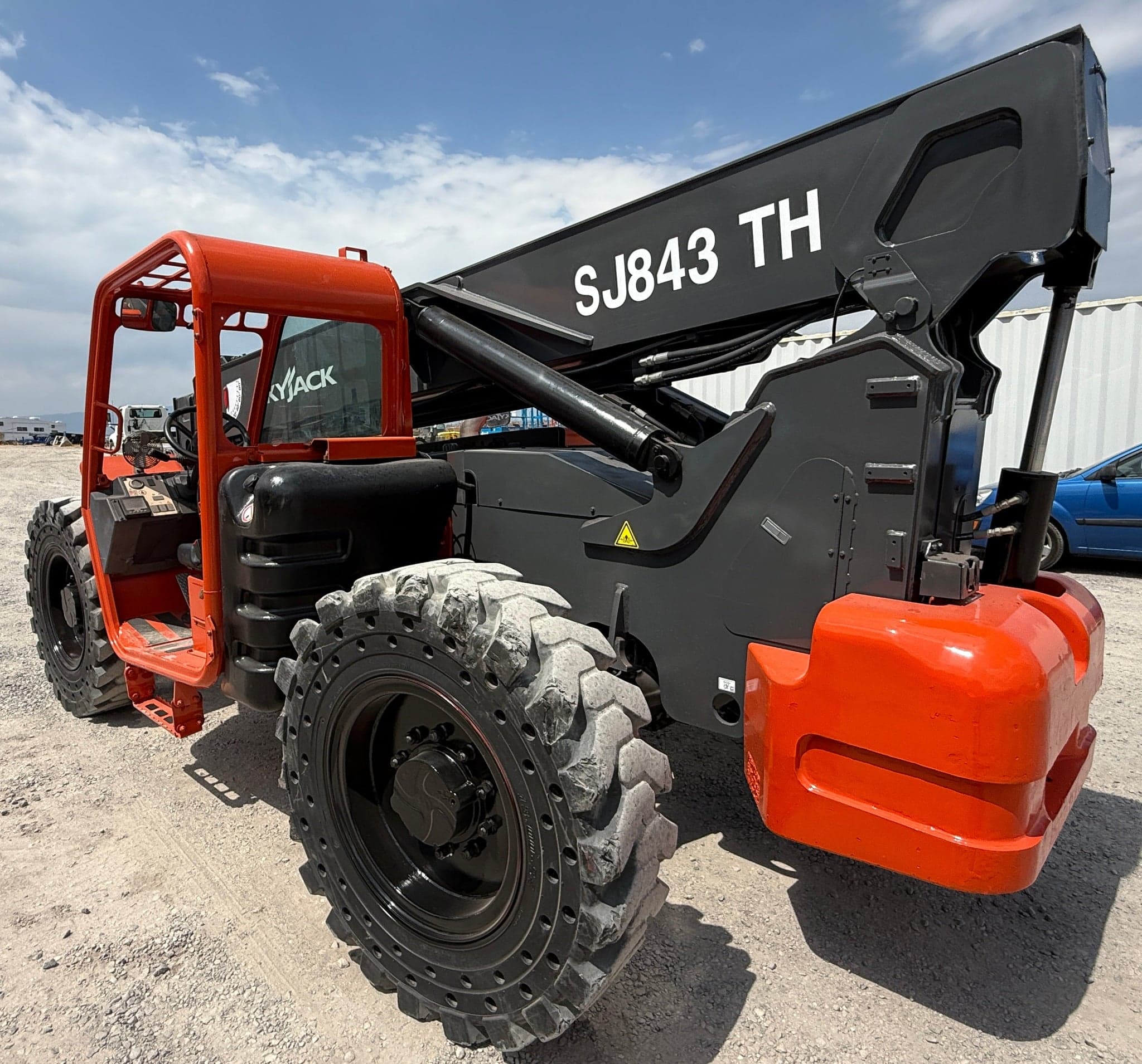 Versi Rentals – 2017 Skyjack SJ 843TH Telehandler/Forklift | 2,354 Hours | 1- Year Warranty – equipment for sale – photo 3