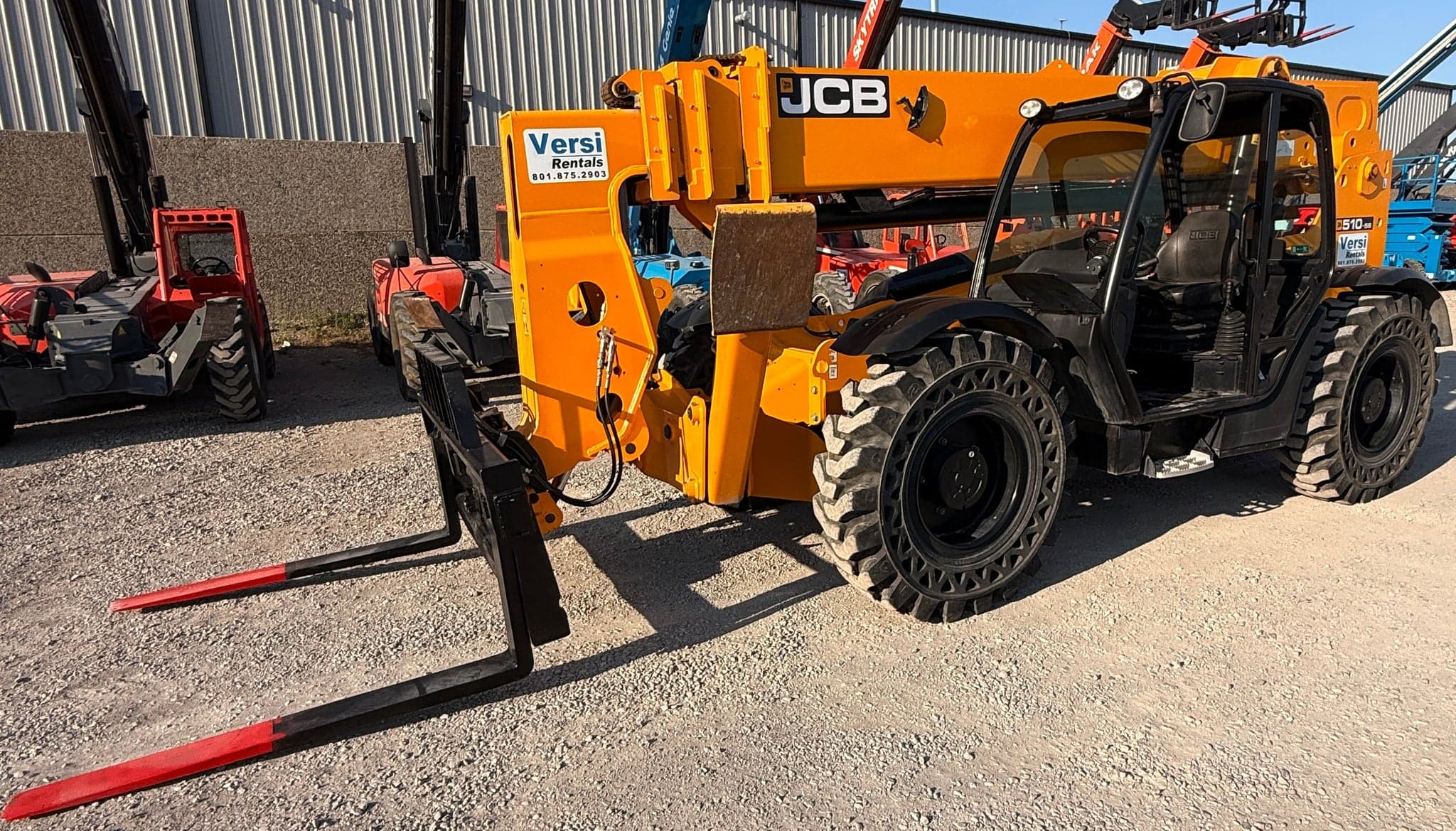 Versi Rentals – 2024 JCB 510-56 Telehandler – 10K/56’ – ONLY 973 HRS – NO DEF – $125,900 (id.1543) – equipment for sale