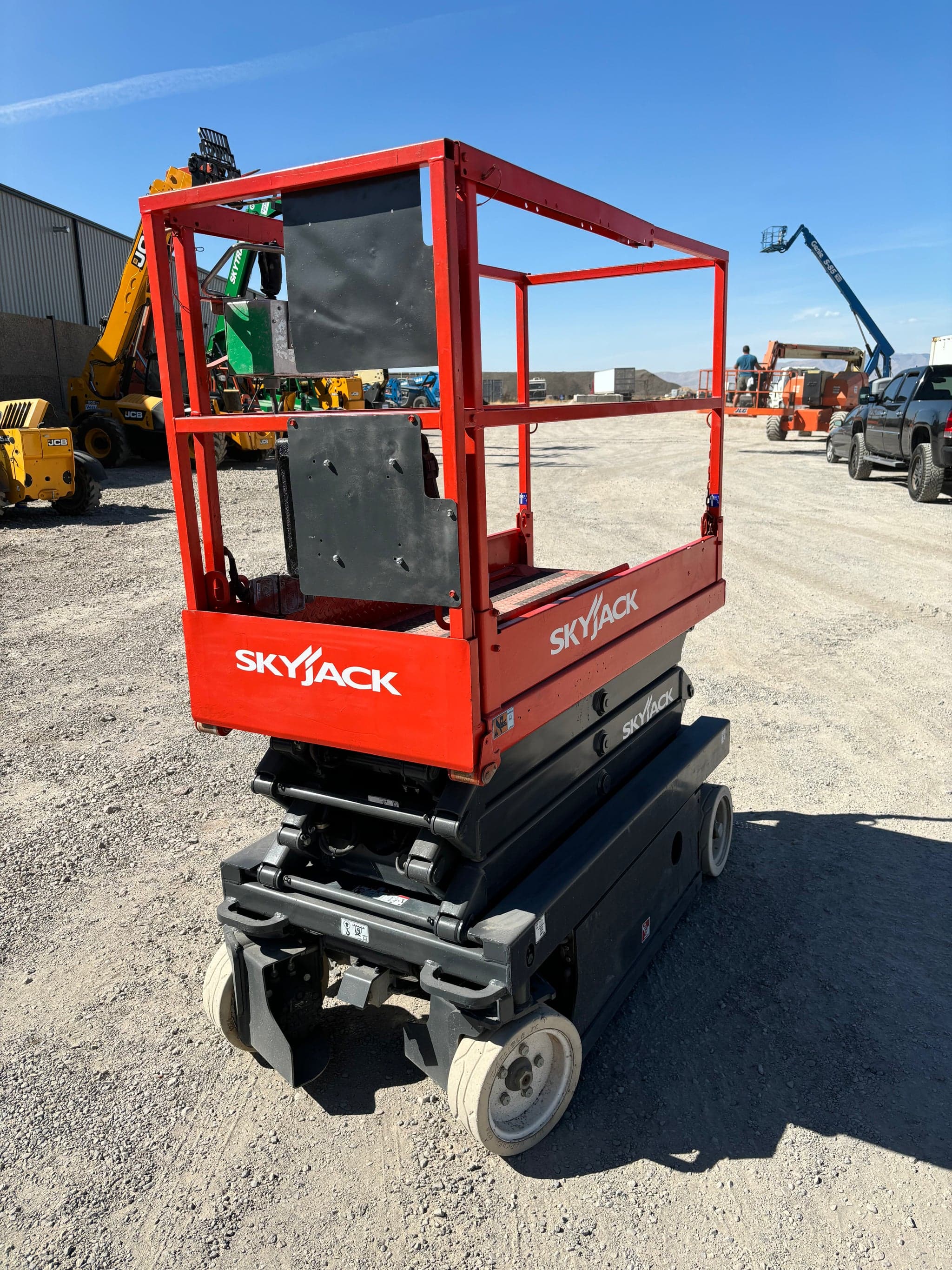 Versi Rentals – 2012 Skyjack SJ3219 Scissor Lift | 265 Hours | 2-Year Warranty Included | ID 8001 – equipment for sale