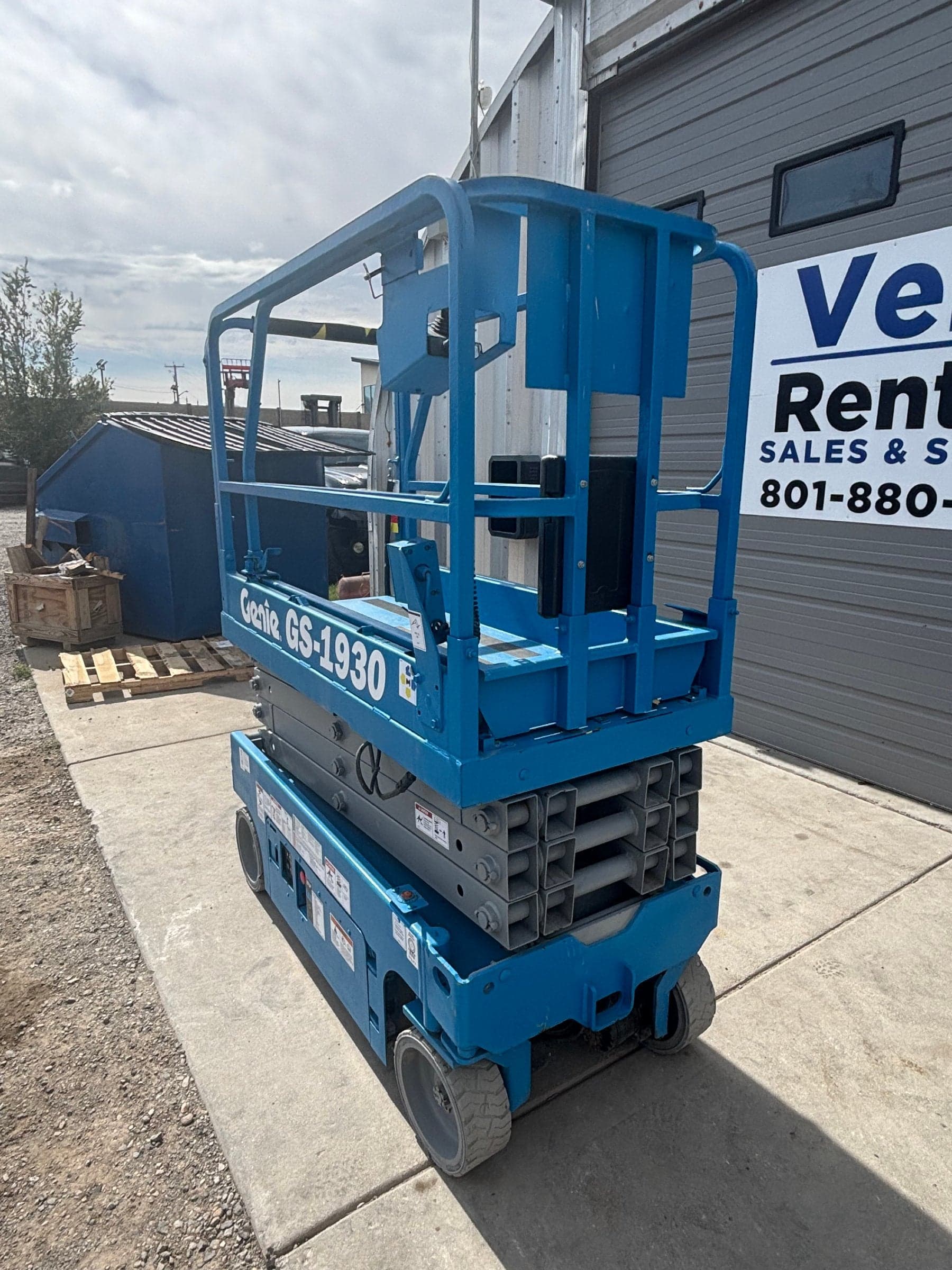 2018 Genie GS-1930 Scissor Lift | 287 Hours | 2-Year Warranty Included | ID 2751