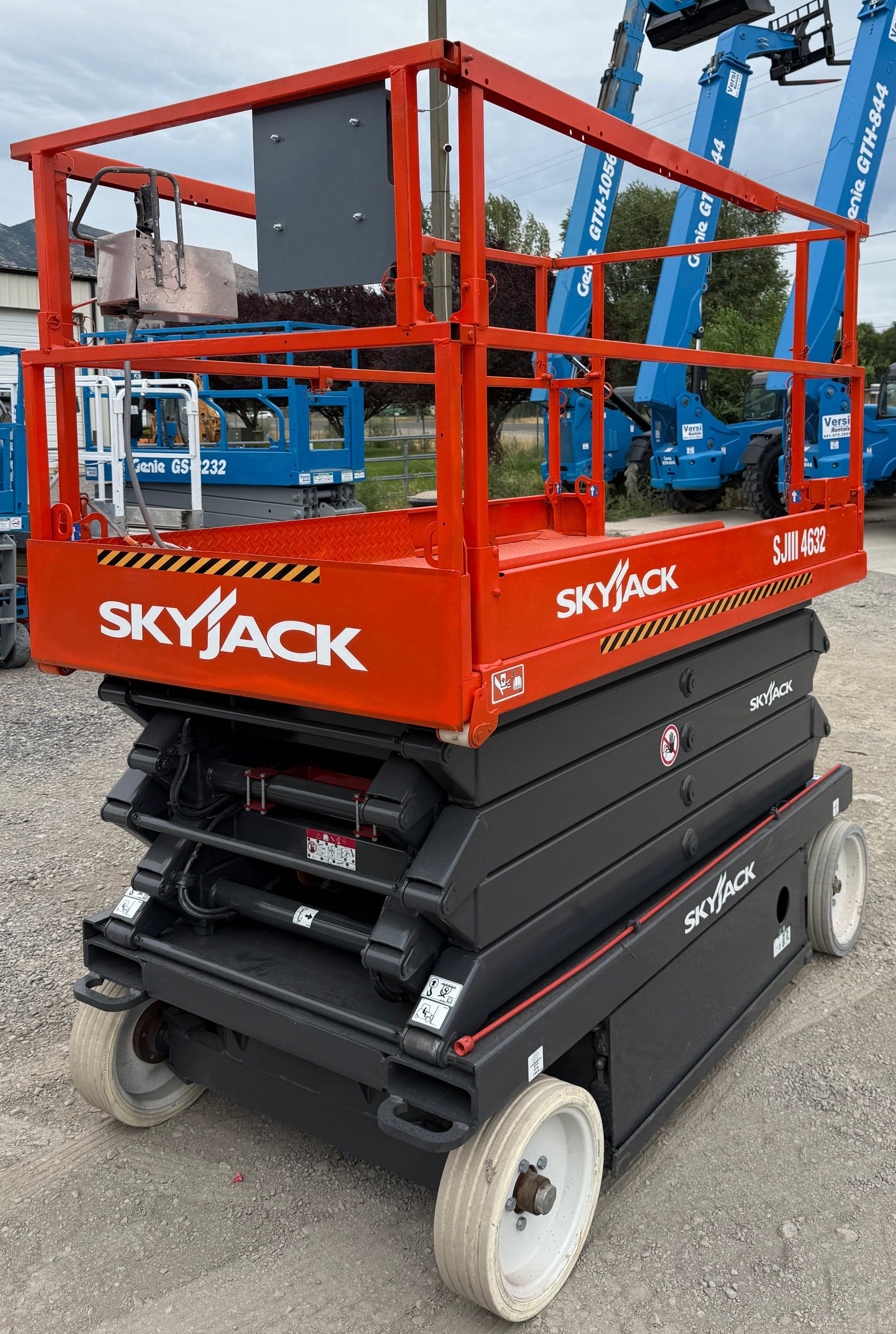 Versi Rentals – 2017 Skyjack SJ 4632 Scissor Lift | 399 Hours | 2-Year Warranty Included – equipment for sale