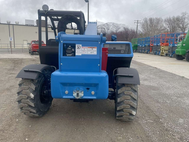 2025 New! *In Stock* Genie GTH-5519 5500 lbs 19' Reach Forklift Forklift/Telehandler