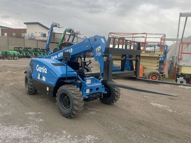 2025 New! *In Stock* Genie GTH-5519 5500 lbs 19' Reach Forklift Forklift/Telehandler