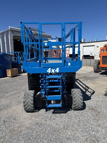2017 Genie GS-3369 RT (33') -Warranty- Scissorlift Dual Fuel 4x4 (id.2114)