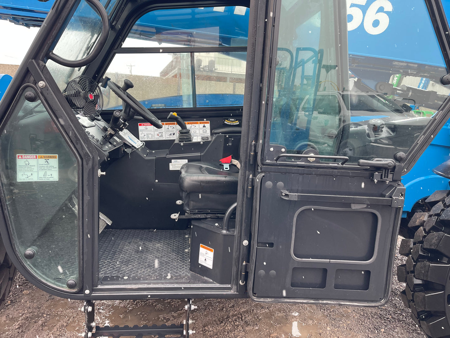 2024 New! *Enclosed* Genie GTH-1056 Forklift Telehandler (id.7305)