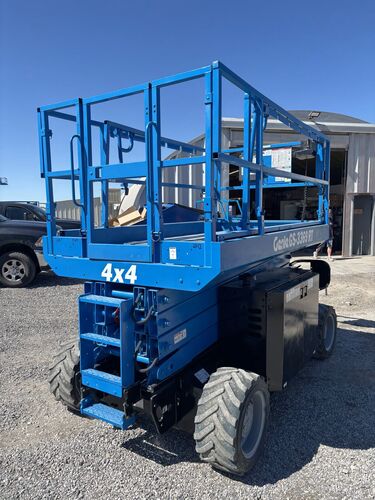 2017 Genie GS-3369 RT (33') -Warranty- Scissorlift Dual Fuel 4x4 (id.2114)
