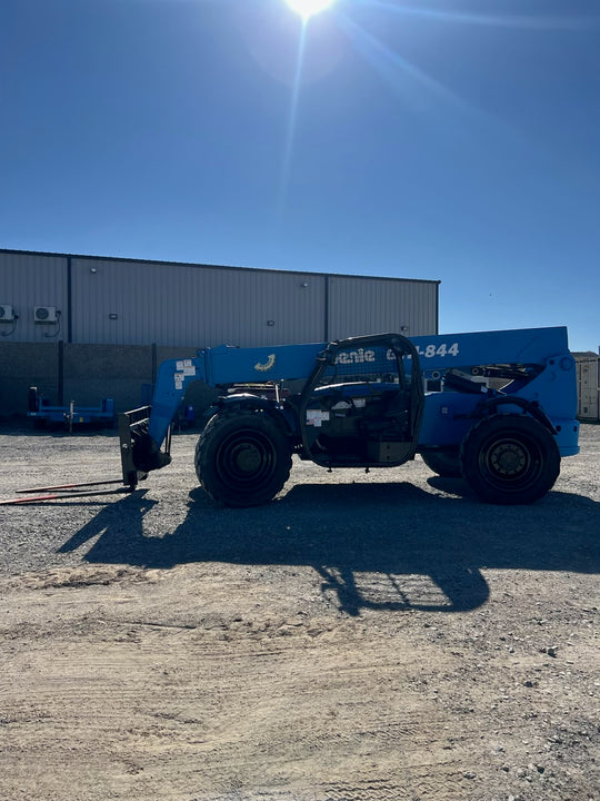 2017 Genie GTH-844 -Warranty- Forklift Telehandler (id.0945)