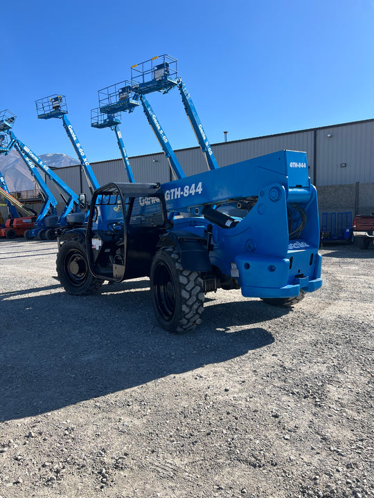 2017 Genie GTH-844 -Warranty- Forklift Telehandler (id.0945)