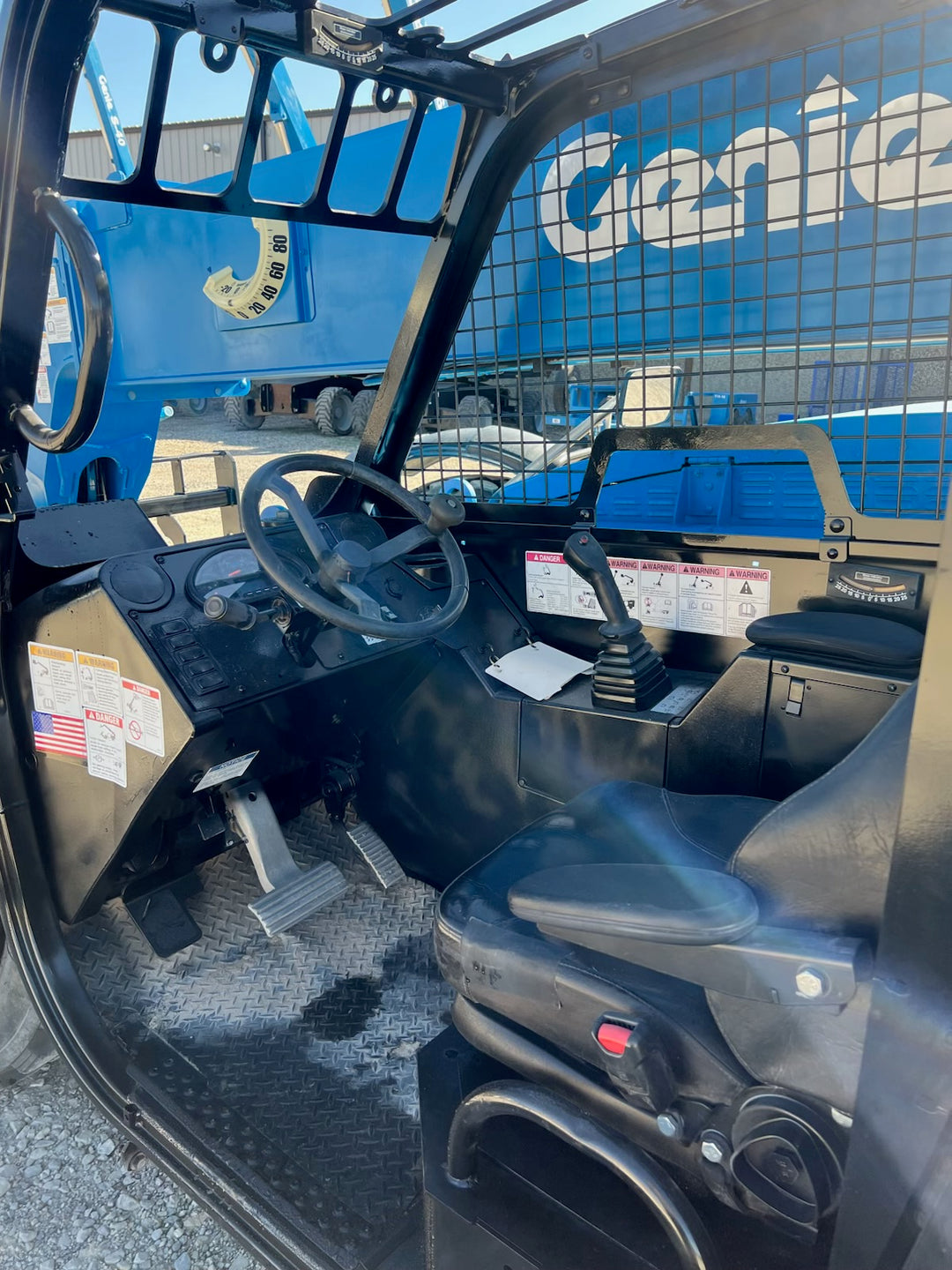 2017 Genie GTH-844 -Warranty- Forklift Telehandler (id.0945)