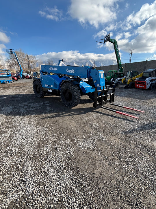 2018 Genie GTH-844 -Warranty- Forklift Telehandler (id.1969)