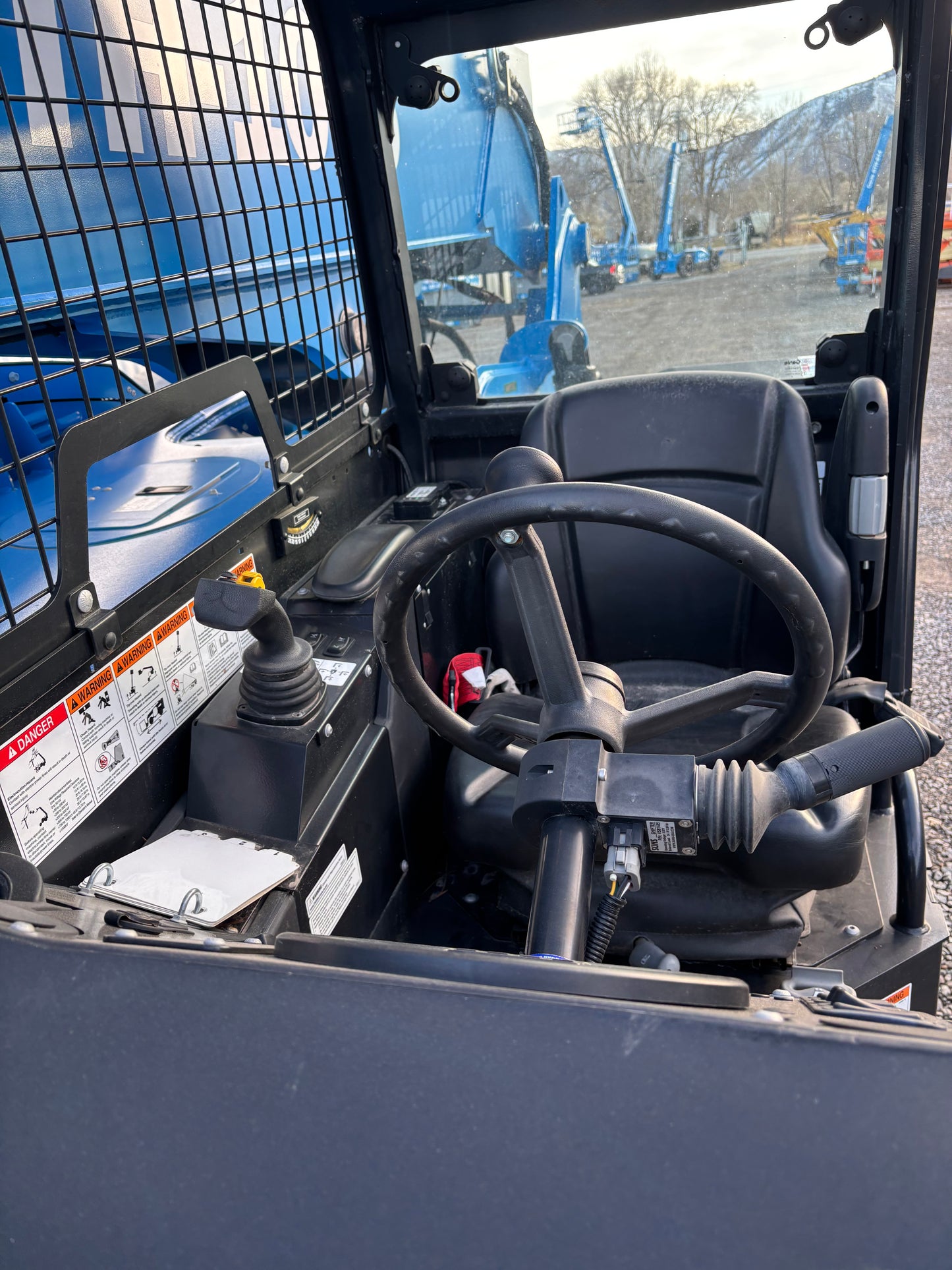 2025 New! *In Stock* Genie GTH-1056 Forklift Telehandler (id.7873b)