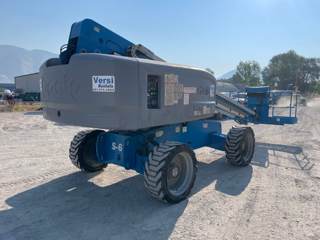 2014 Genie S60 60' Boomlift/Manlift For Sale