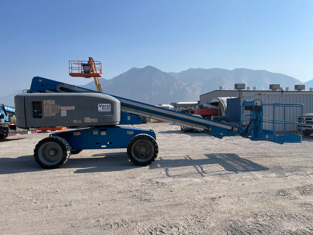 2014 Genie S60 60' Boomlift/Manlift For Sale