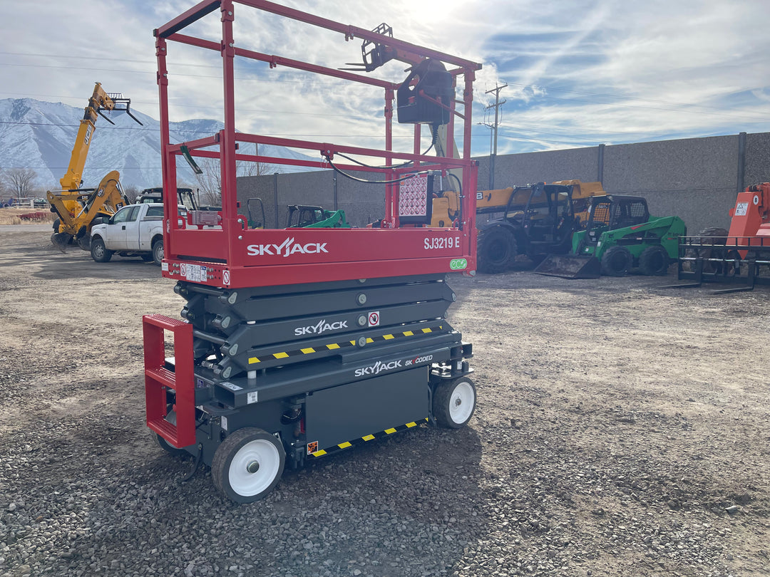 2025 New! Skyjack SJ3219 E (19') Scissor Lift