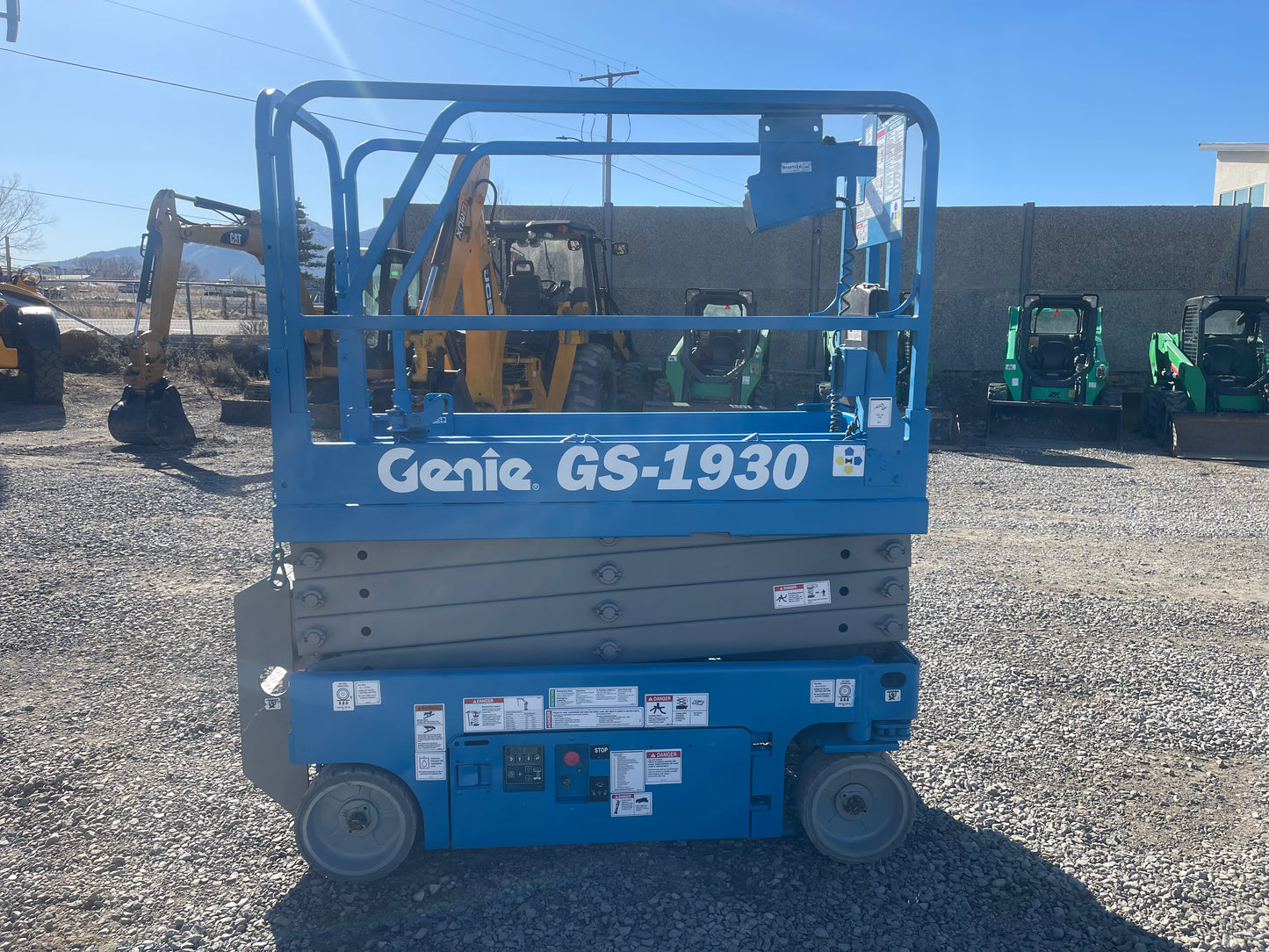 19’ 2015 Genie GS-1930 19' Scissor Lift -Two Year Warranty- (id.5875b)