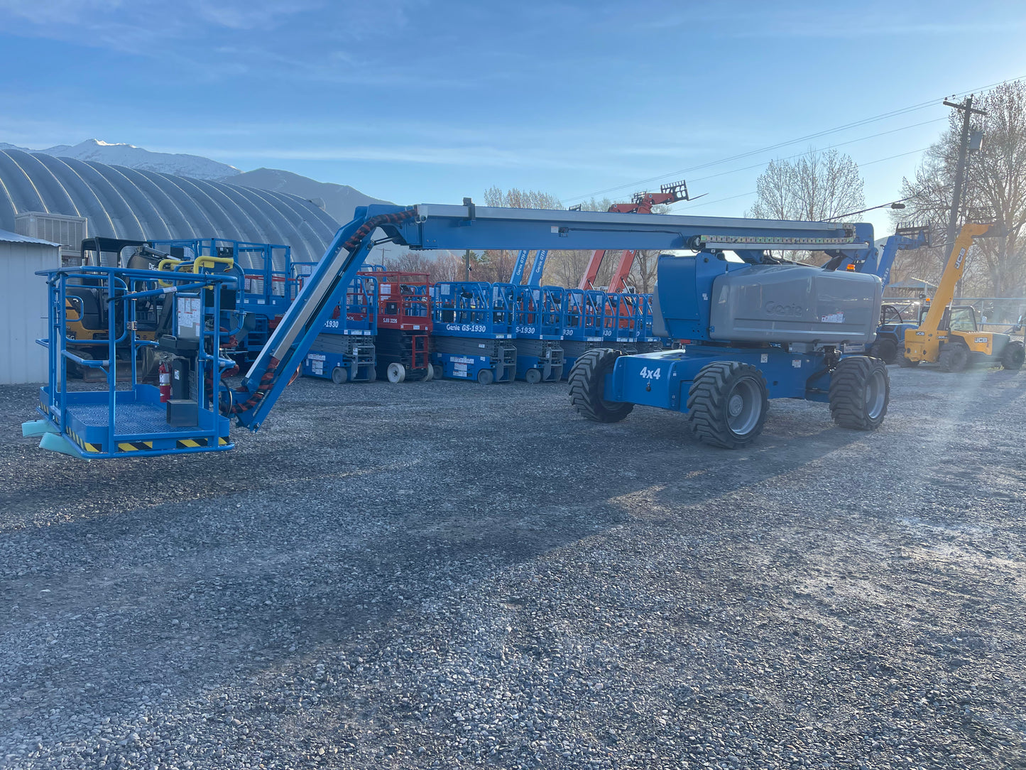 2025 New! Genie Z80/60 (80') Boomlift Manlift