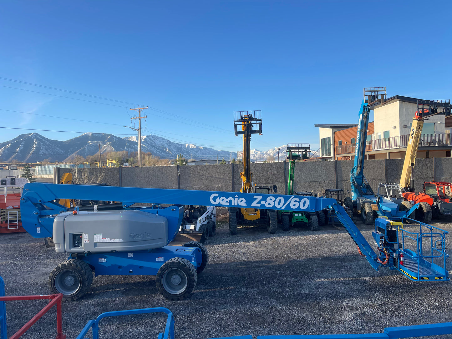 2025 New! Genie Z80/60 (80') Boomlift Manlift