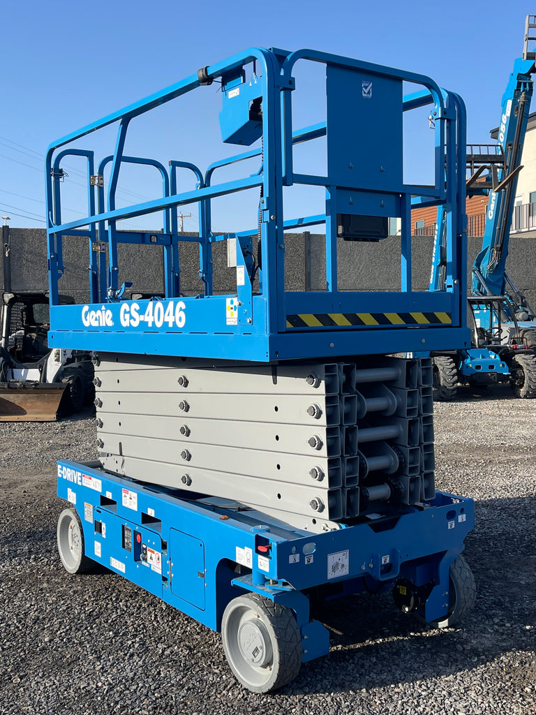 GOOD★JOB Genie ZX-135/70 Articulating Boom Lift From: Genie - Terex