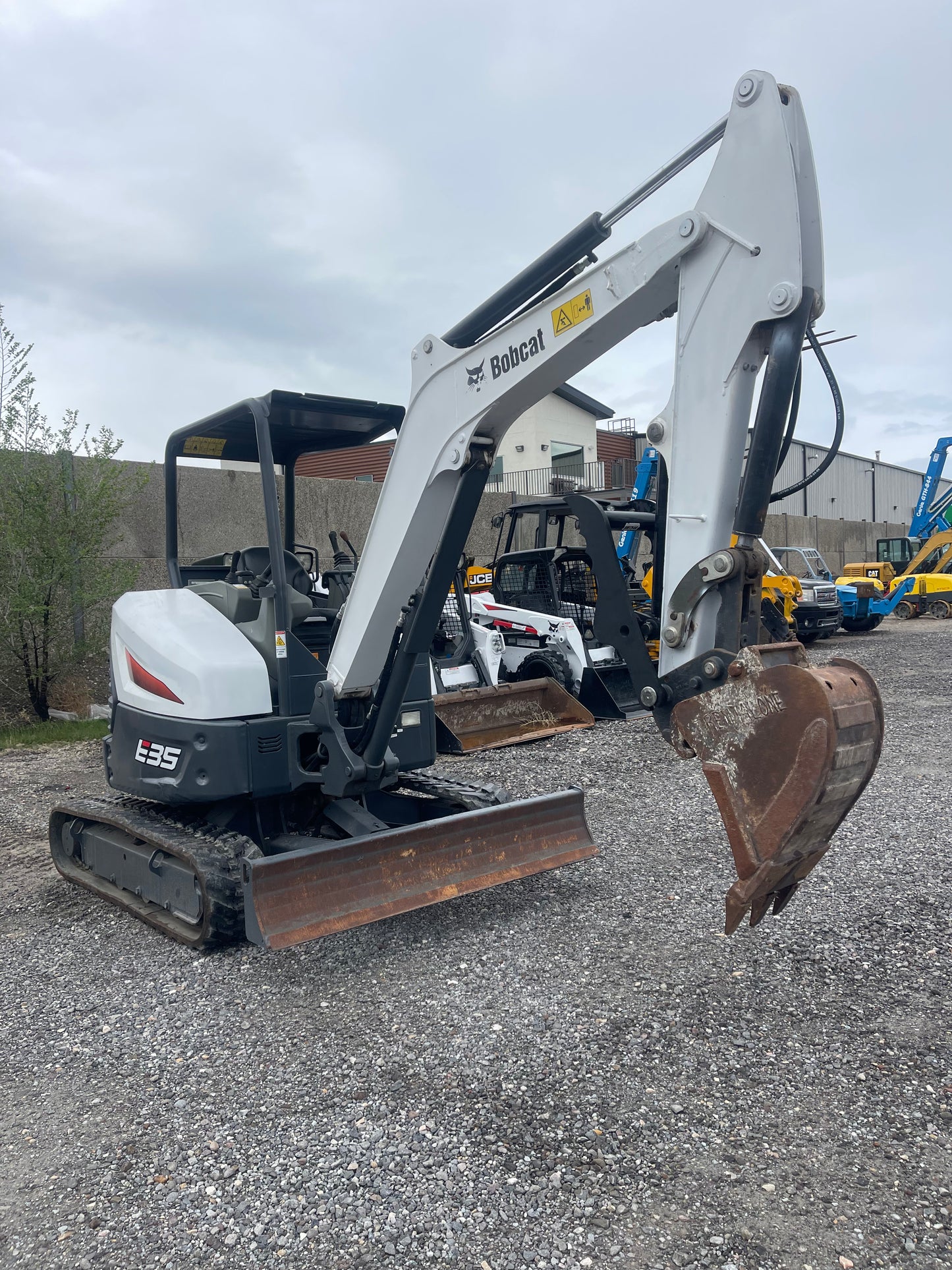 Bobcat E35i Mini Excavator with thumb
