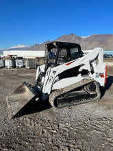Load image into Gallery viewer, 2017 Bobcat T650 Track Loader

