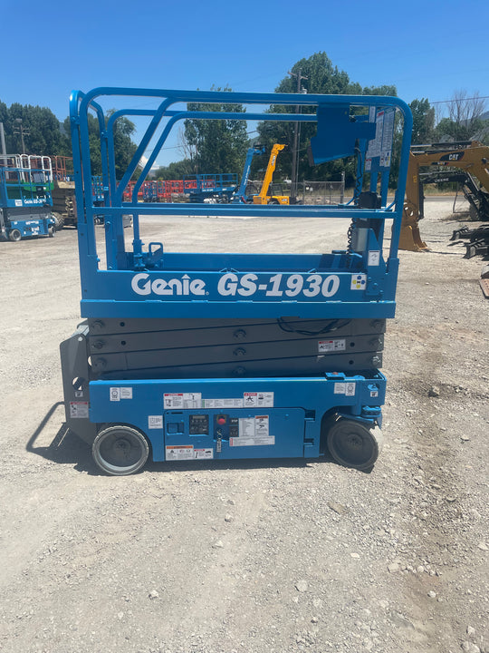 19' 2018 Genie GS-1930 Scissor Lift -Two Year Warranty- (id.6491)