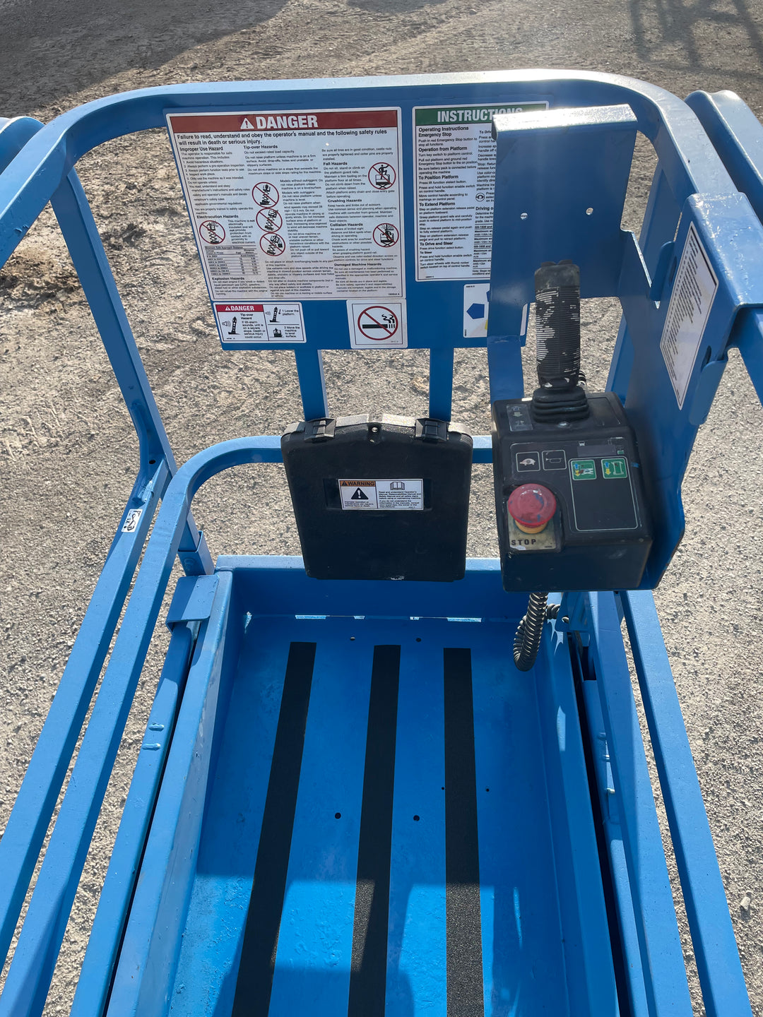 19' 2017 Genie GS-1930 Scissor Lift -One Year Warranty- (id.3157)