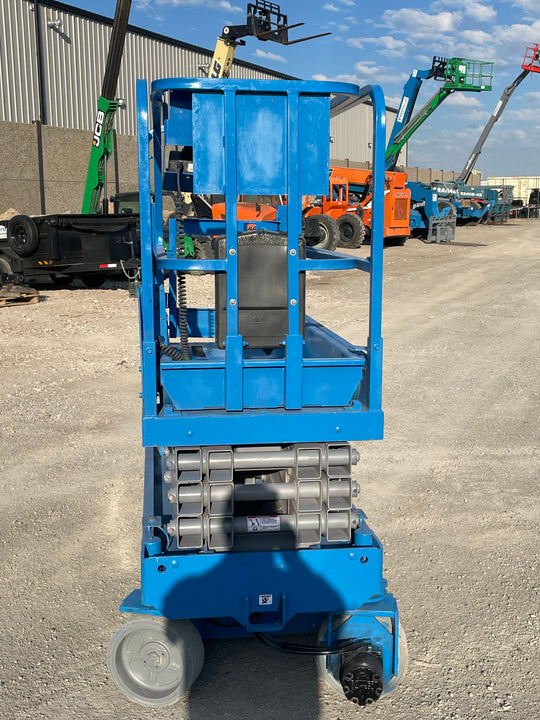 19' 2017 Genie GS-1930 Scissor Lift -One Year Warranty- (id.3157)