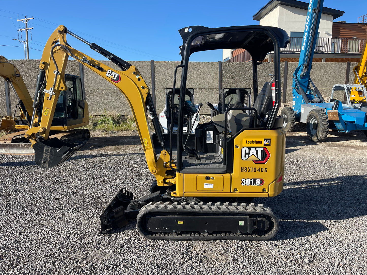 2023 Cat 301.8  Mini Ex -22.2 Hours- (Id.0372)