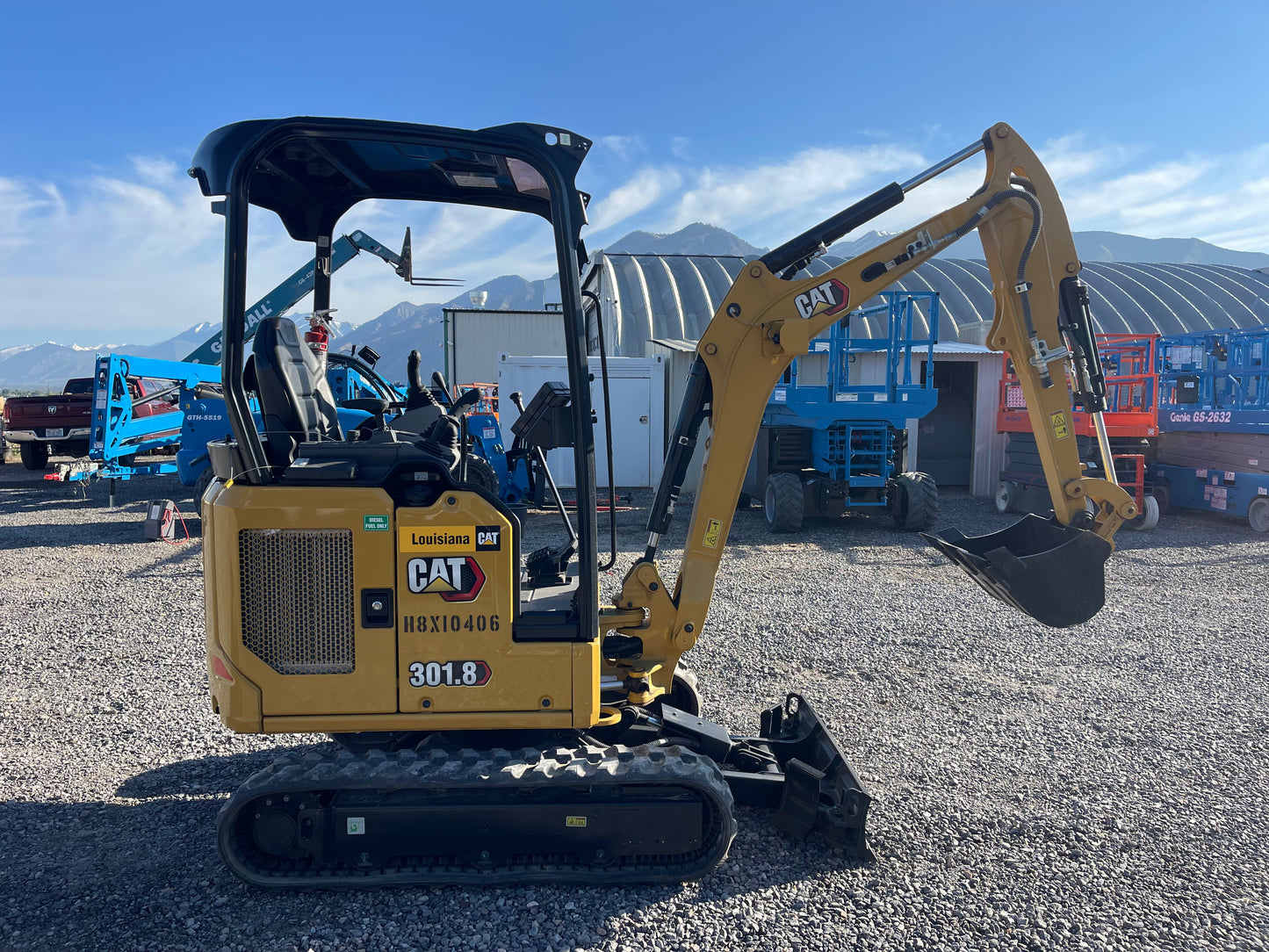 2023 Cat 301.8  Mini Ex -22.2 Hours- (Id.0372)