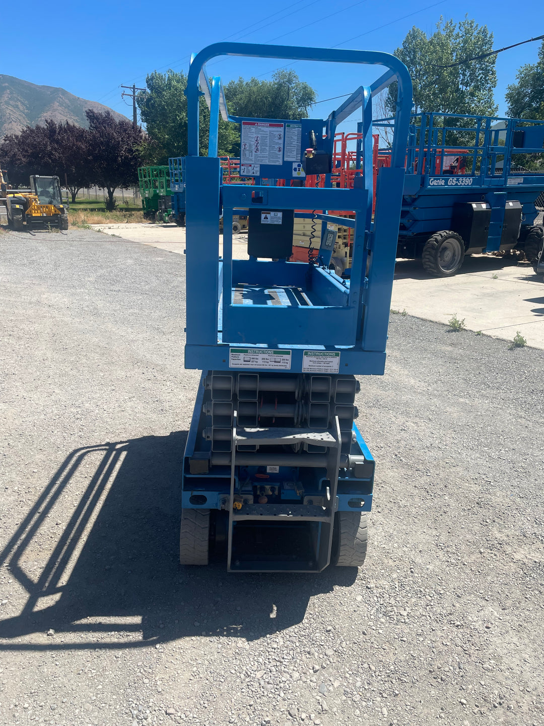 19' 2017 Genie GS-1930 Scissor Lift -One Year Warranty- (id.5064)