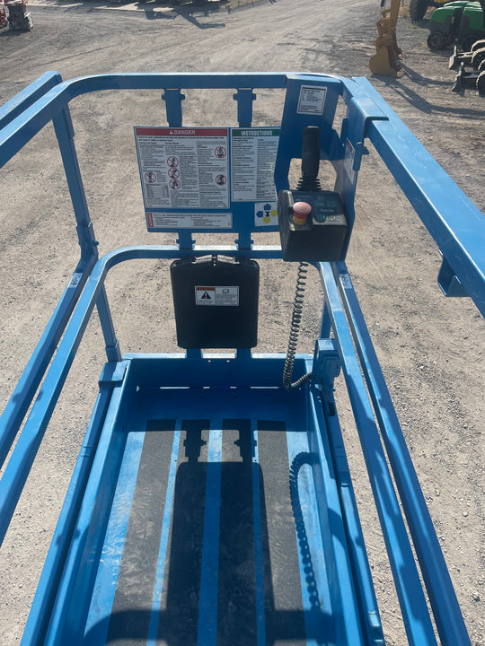 32' 2017 Genie GS-3232 (32') Scissorlifts  -One Year Warranty- (id.3989)