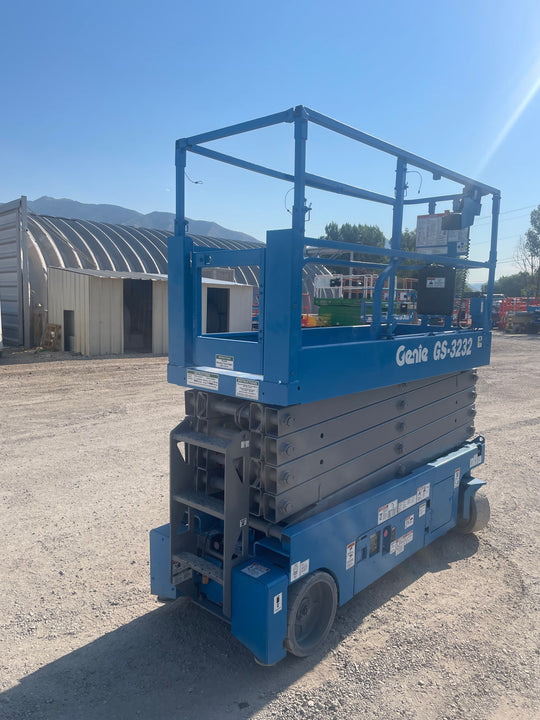 32' 2017 Genie GS-3232 (32') Scissorlifts  -One Year Warranty- (id.3989)