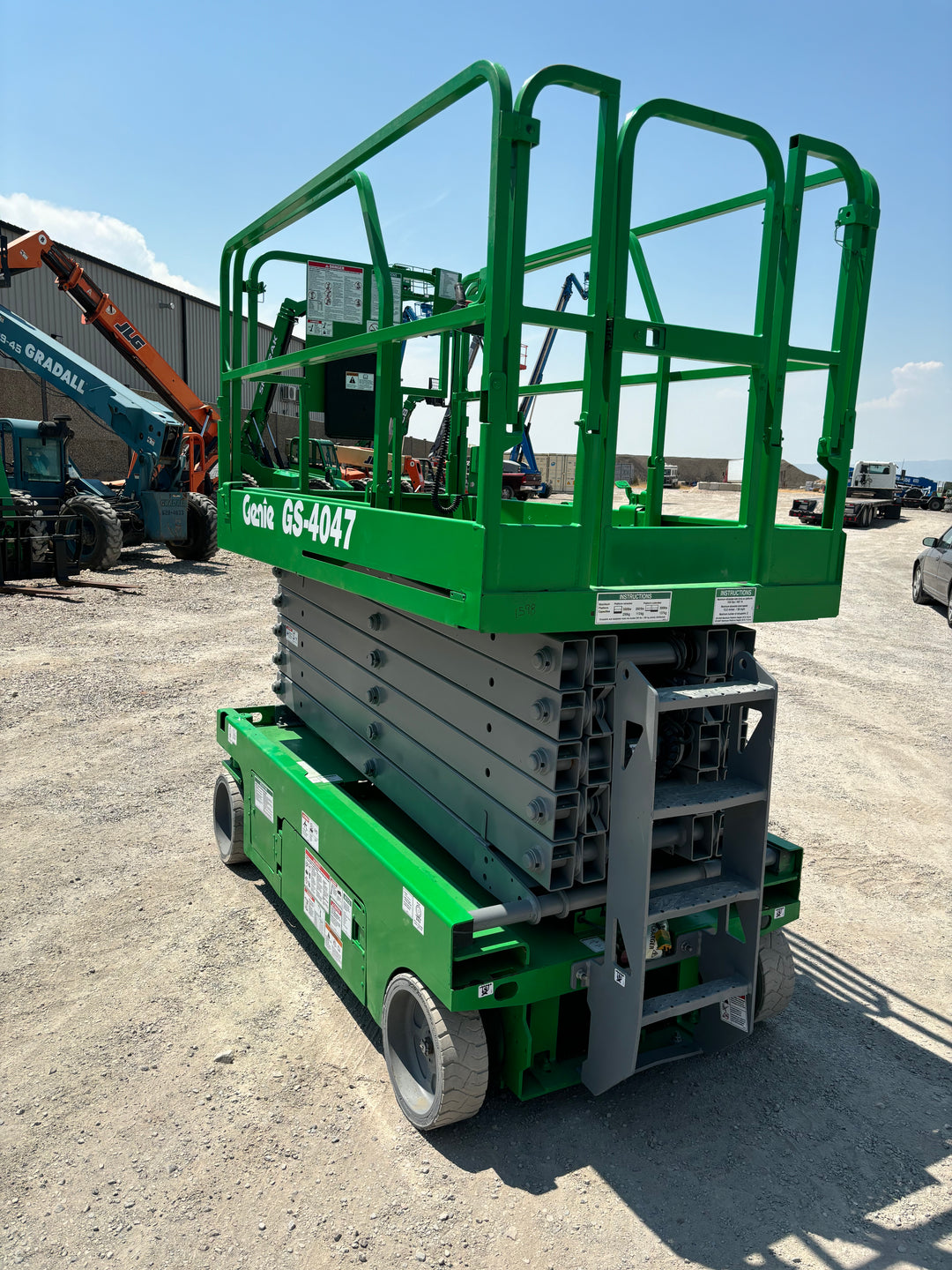 40' 2017 Genie GS-4047 Scissorlifts  (One Year Warranty) (id.1598)