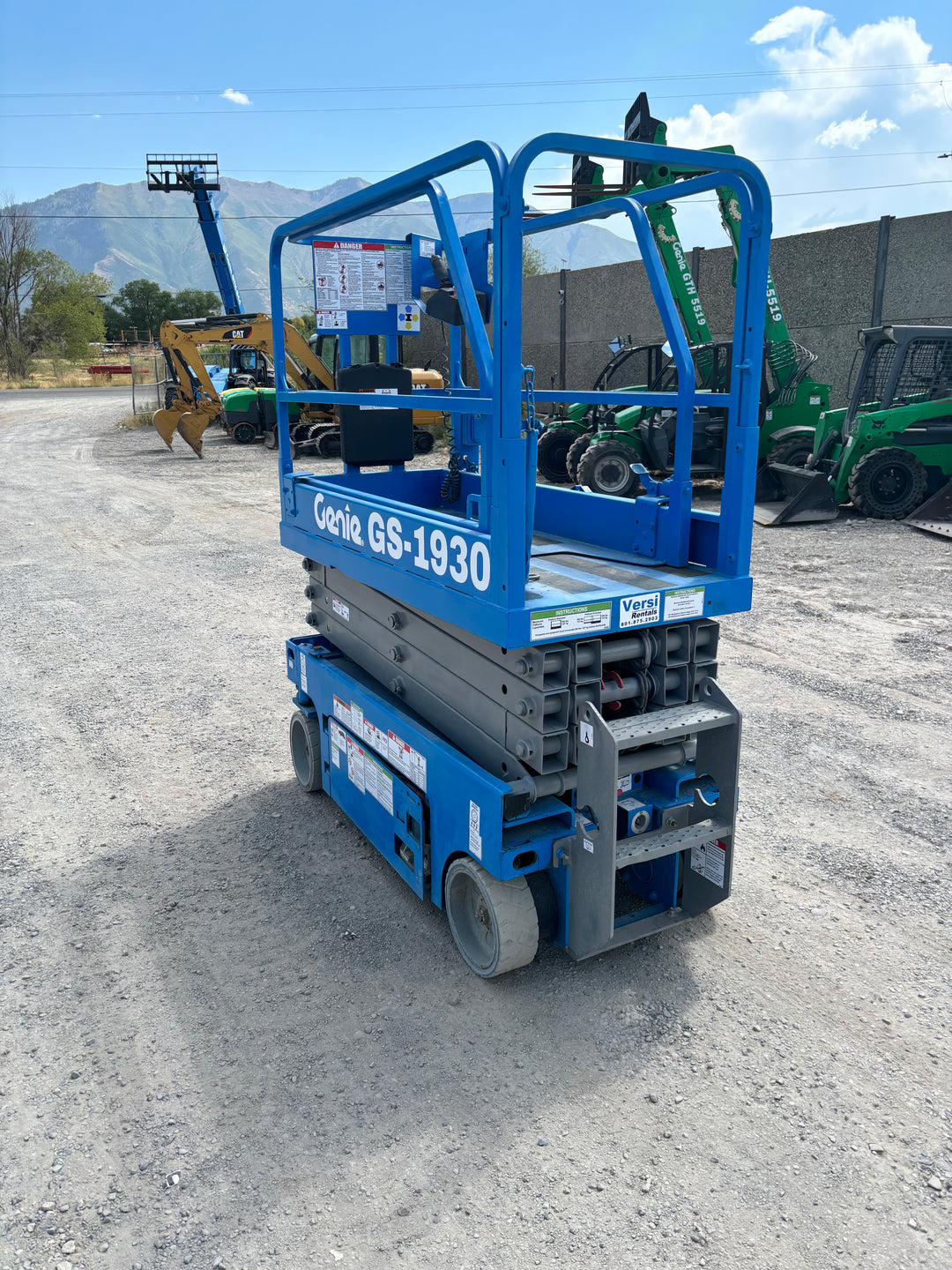 19' 2018 Genie GS-1930 Scissor Lift -One Year Warranty- (id.9935d)