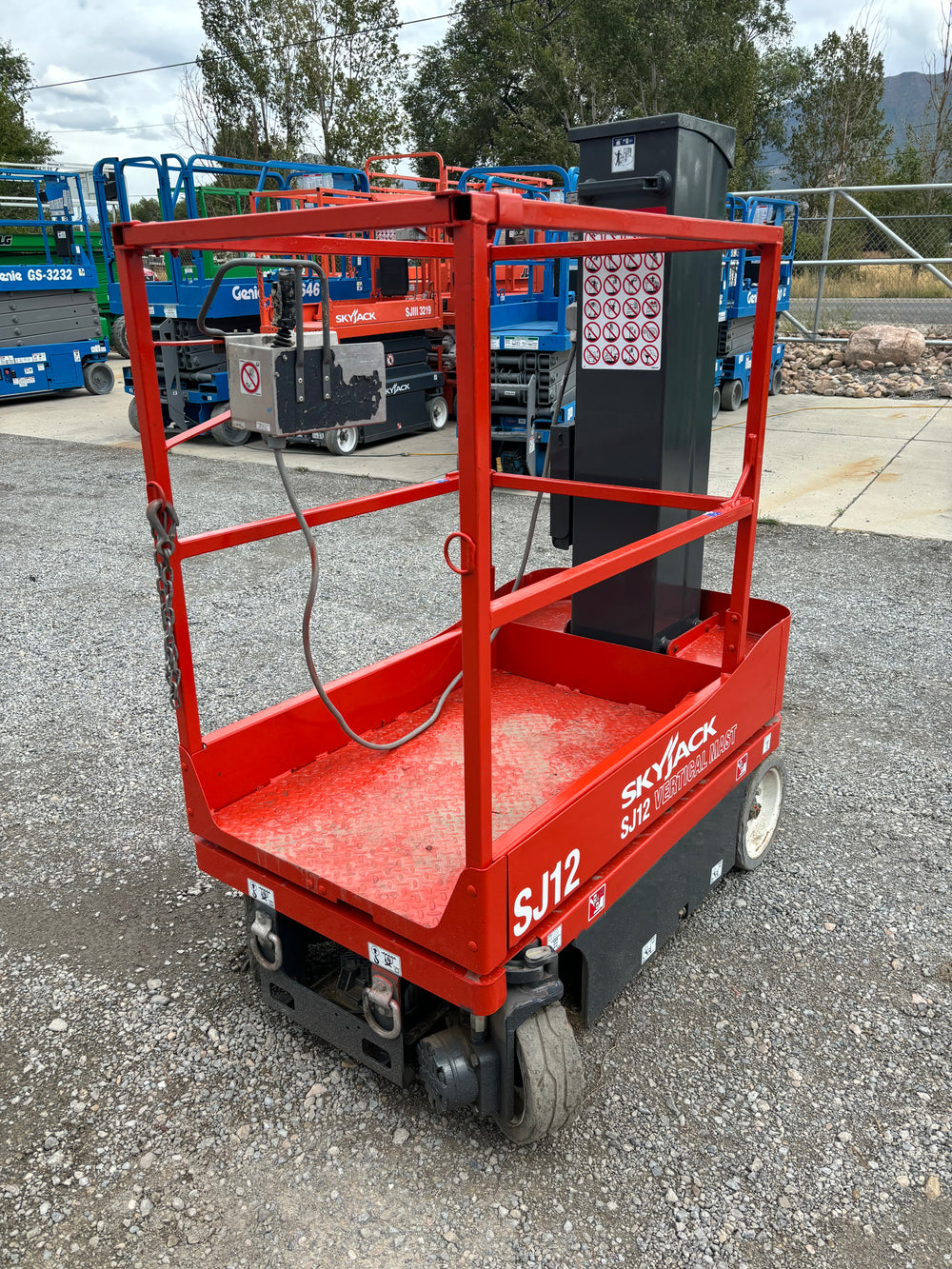 19' 2017 Skyjack SJ12 12' Scissorlifts -Two Year Warranty- (id.1991c)