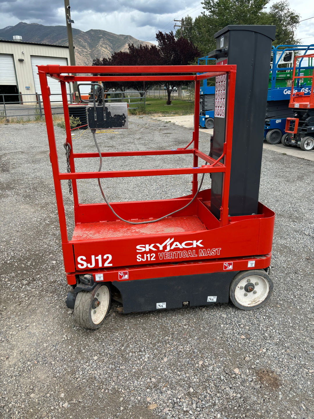 19' 2017 Skyjack SJ12 12' Scissorlifts -Two Year Warranty- (id.1991c)