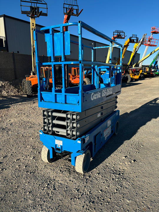 26' 2016 -Warranty- Genie 2632 26' Scissorlift (id.2240c)