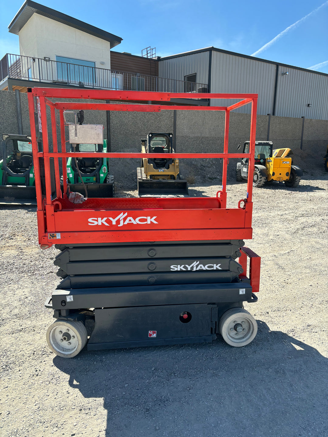 2012 Skyjack SJIII 3219 Scissorlifts  (One Year Warranty) (id.8001a)