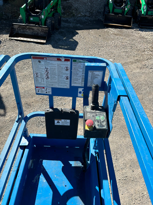 19' 2014 Genie GS-1930 Scissor Lift -One Year Warranty- (id.7872b)