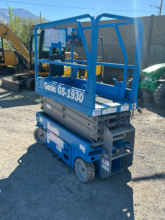 2016 Genie GS-1930 Scissor Lift -One Year Warranty- (id.2381b)