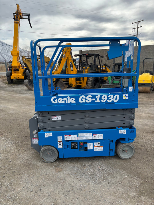 19' 2016 Genie GS-1930 Scissor Lift -Two Year Warranty- (id.7843d)